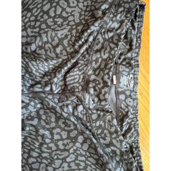 Columbia black/gray print  Duo Dry leggings XL‎ comfy stretchy - Picture 3 of 4